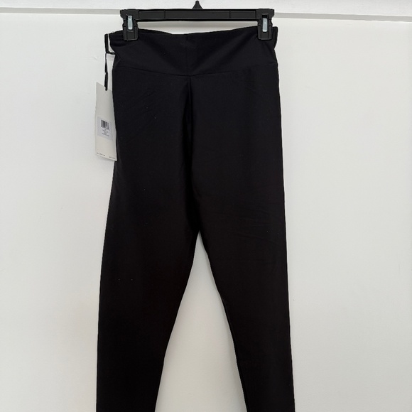 Stylest System Caviar Black Long Stretch Leggings NWT Sz M Classic Style - Picture 1 of 6